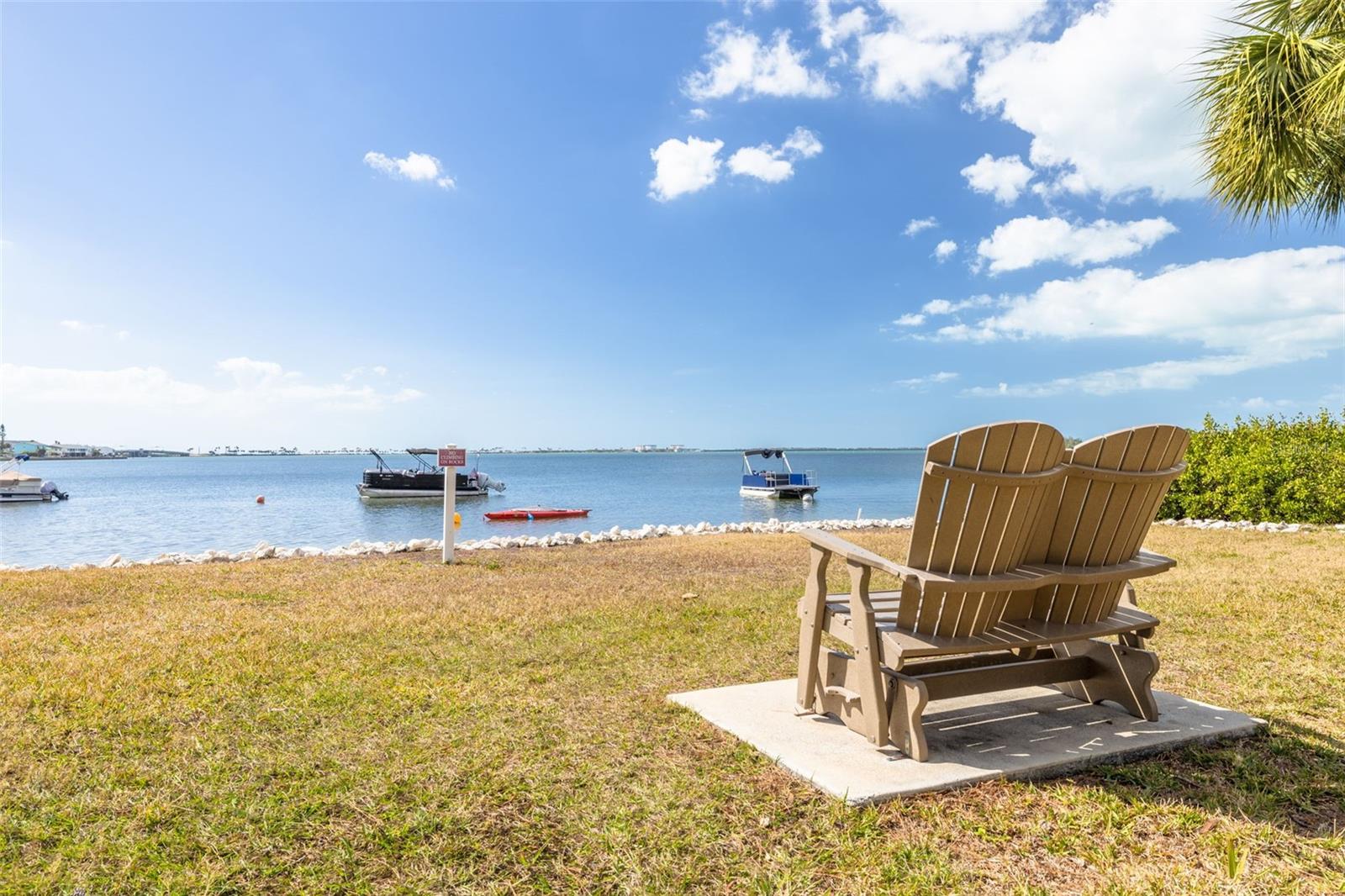 MEDITERRANEAN MANORS - Residential