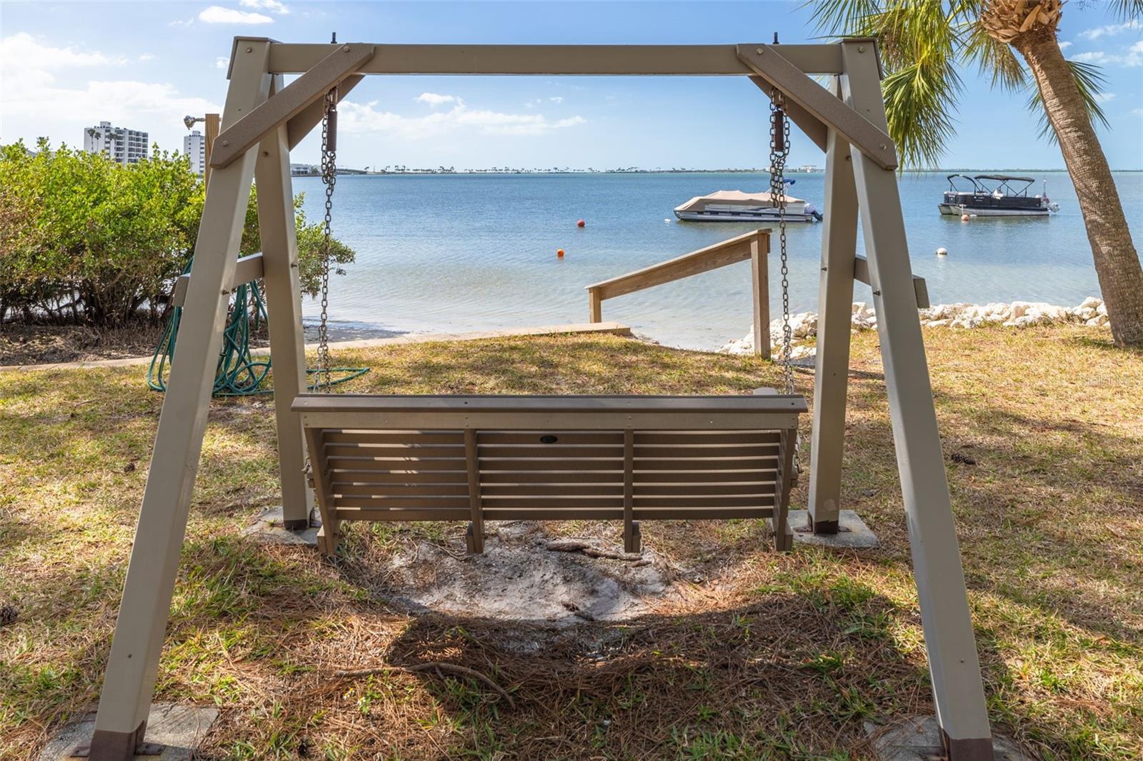 MEDITERRANEAN MANORS - Residential