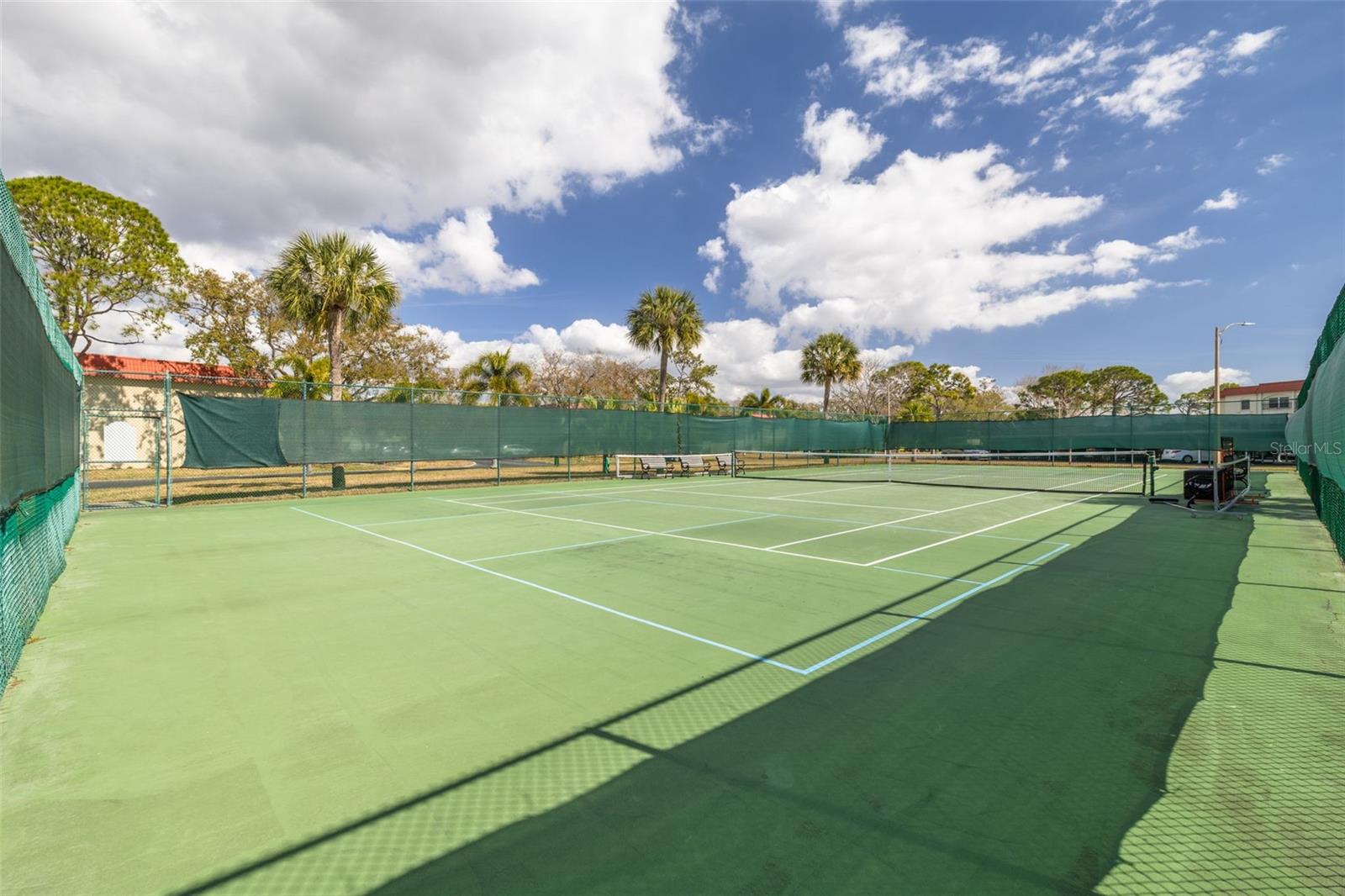 MEDITERRANEAN MANORS - Residential