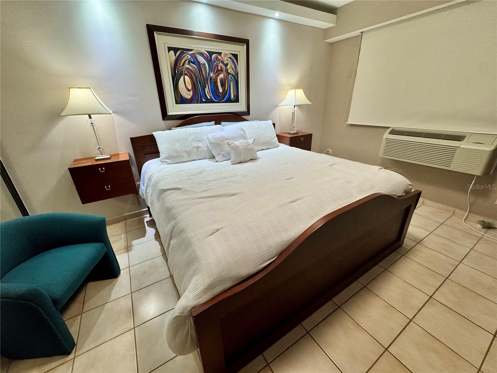 CRESCENT BEACH - Residential Lease