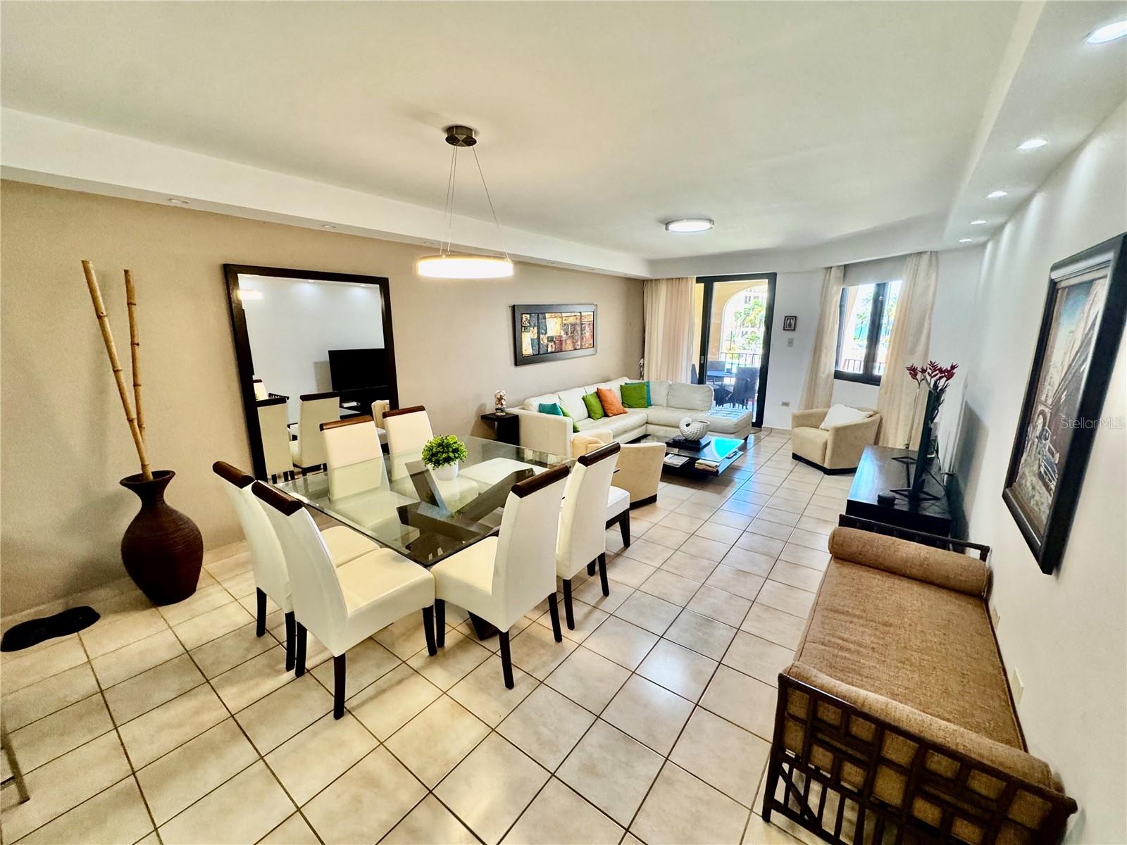 CRESCENT BEACH - Residential Lease