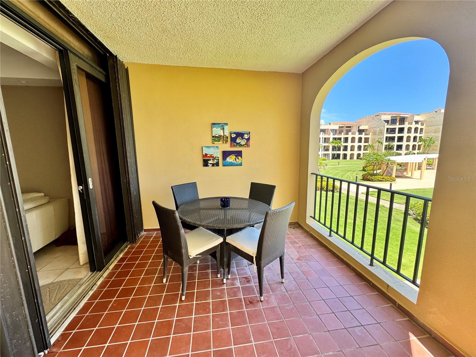 CRESCENT BEACH - Residential Lease