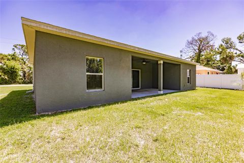 A home in PORT CHARLOTTE