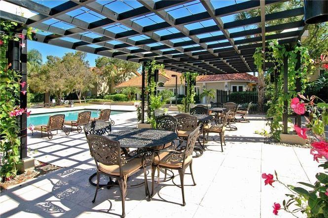 VINTAGE GRAND - Residential