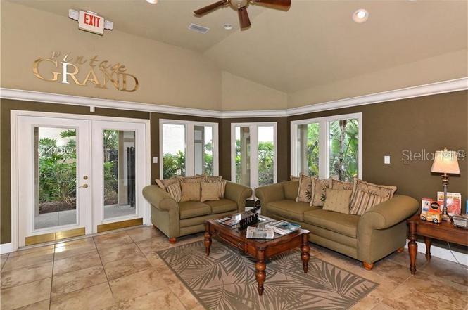 VINTAGE GRAND - Residential