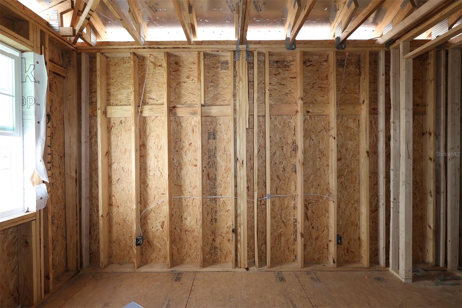 2738 LAUGHING GULL LANE