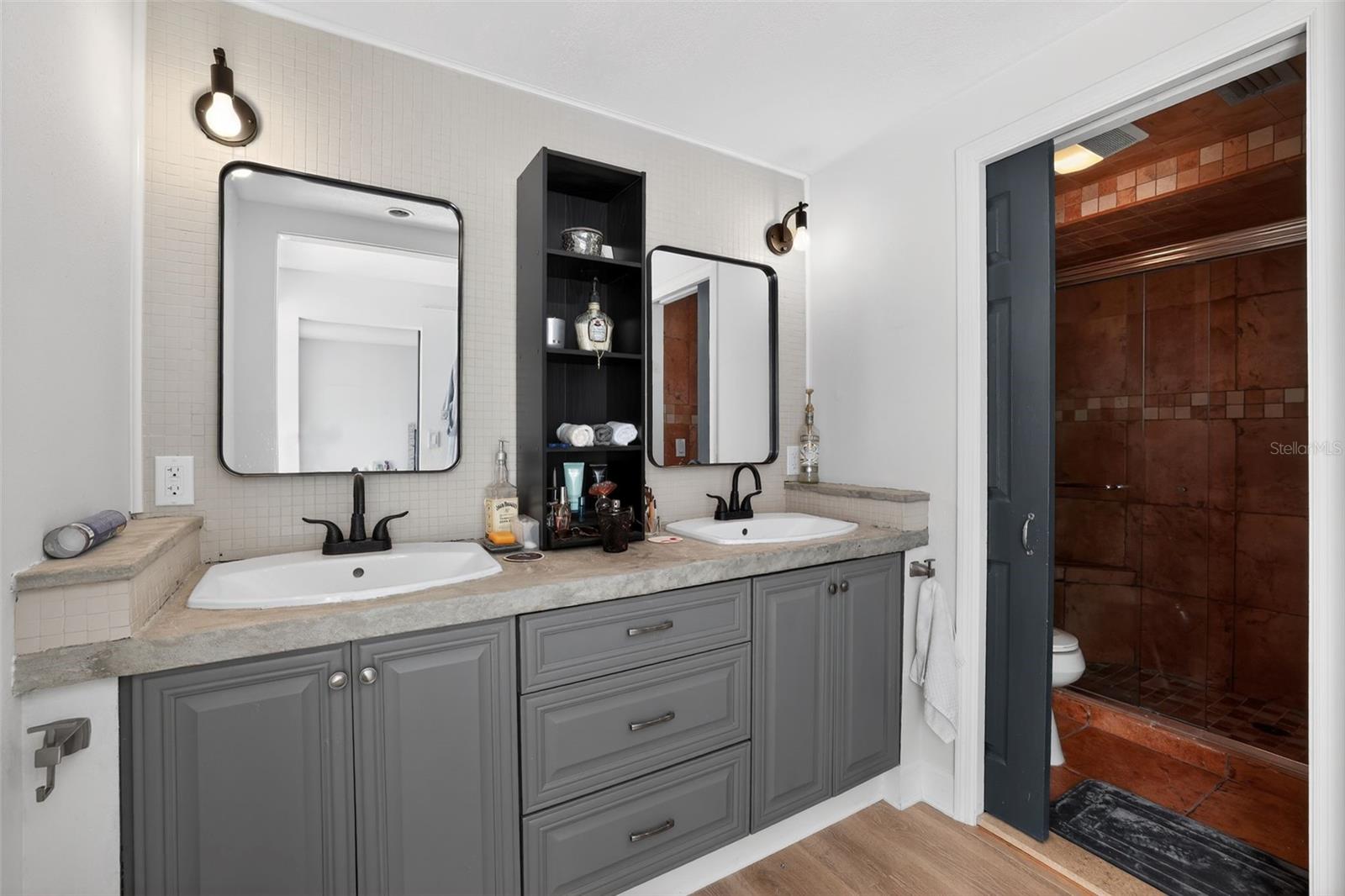 NORTHDALE GOLF CLB SEC D UN 1 - Residential