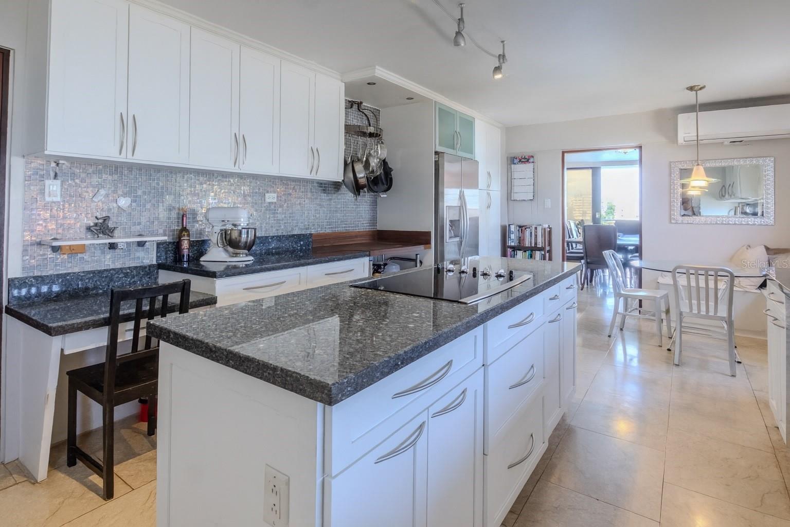 COND. ASHFORD LAGOON - Residential