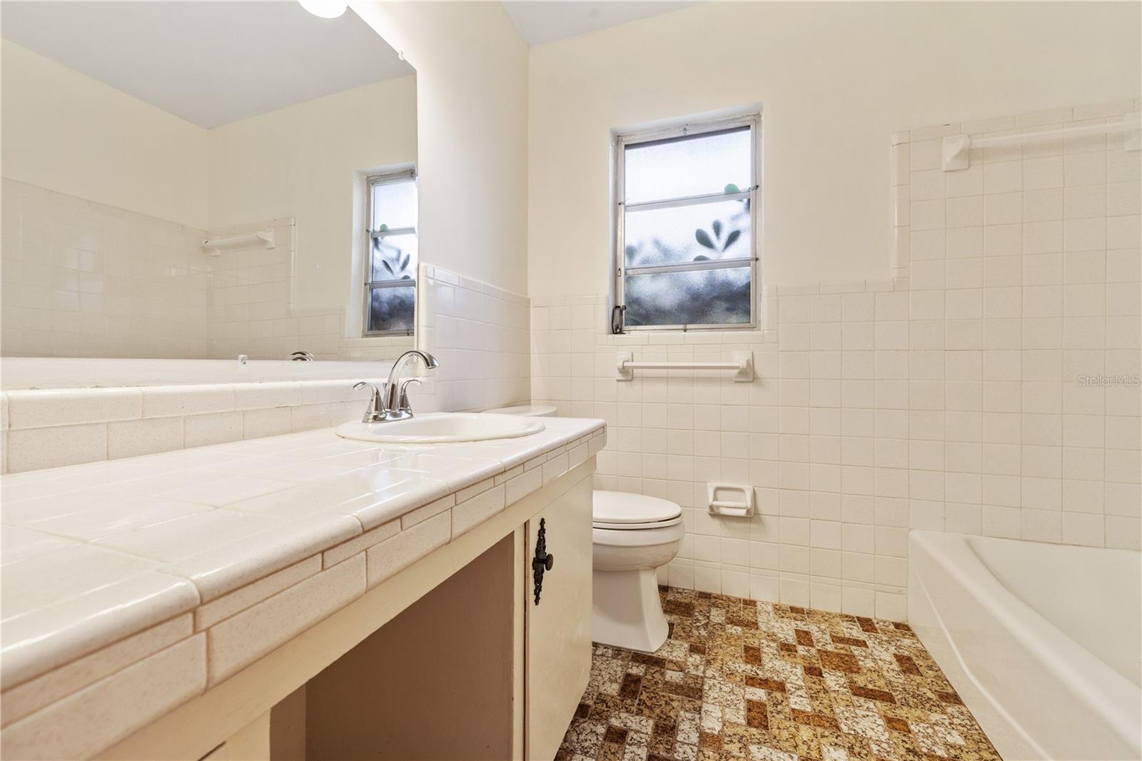 TAMPAS NORTH SIDE CNTRY CL - Residential Lease