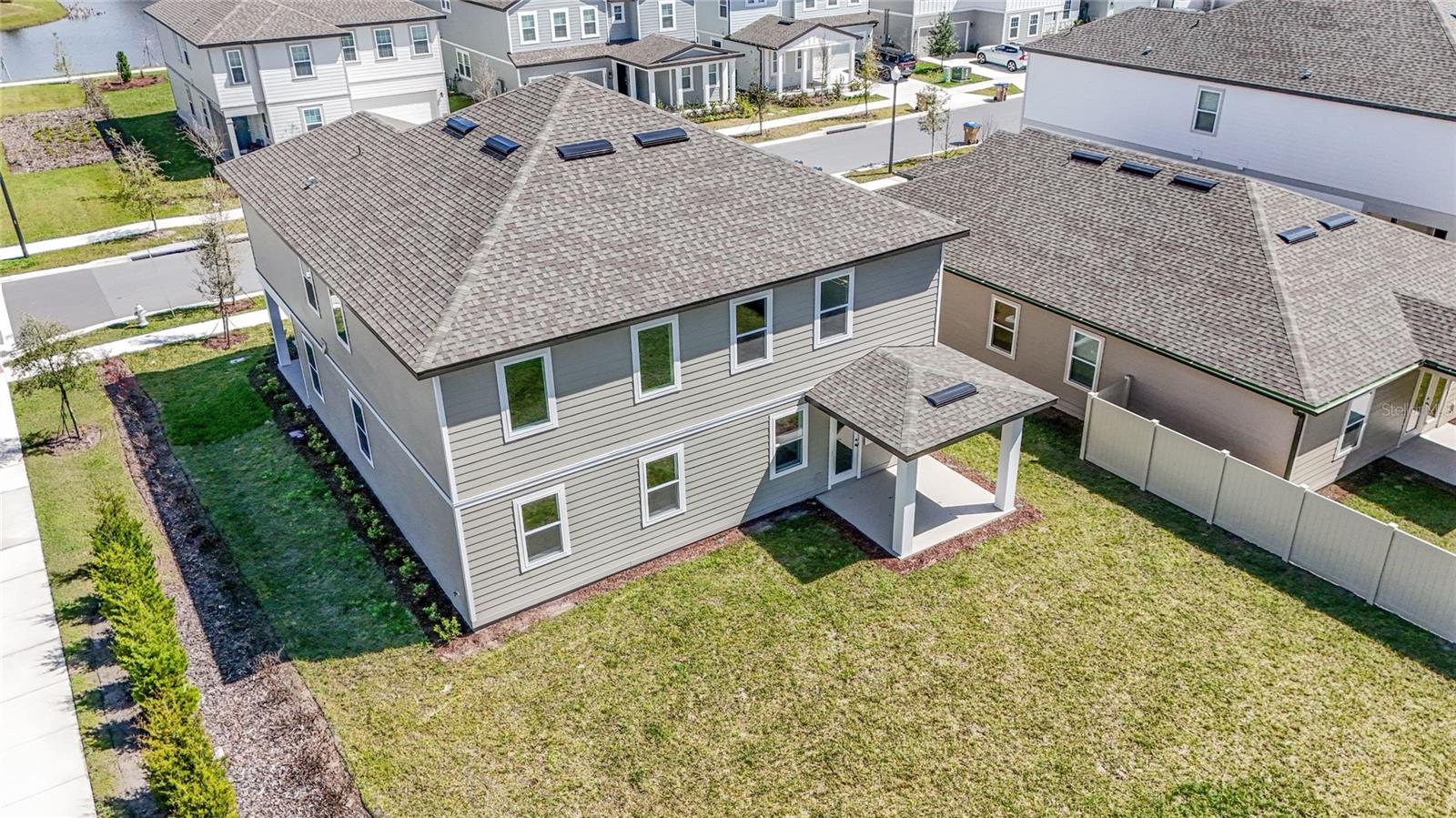 ELLINGTON PLACE - Residential