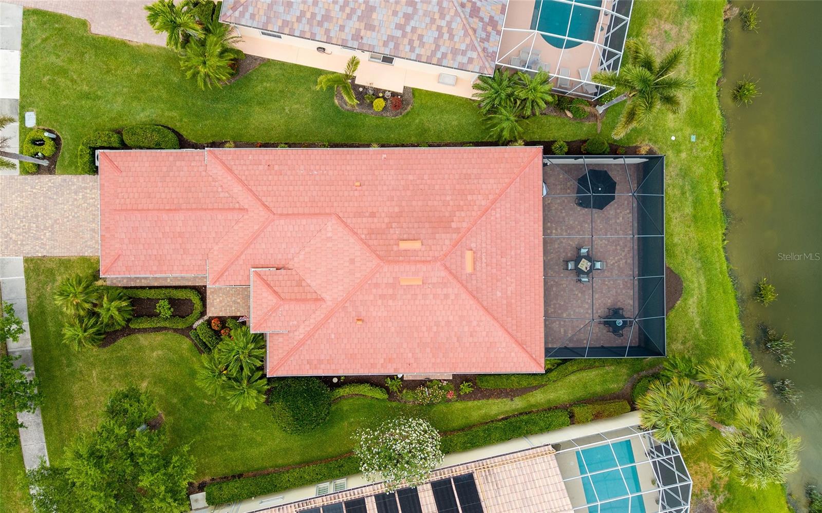 VILLAGEWALK - Residential