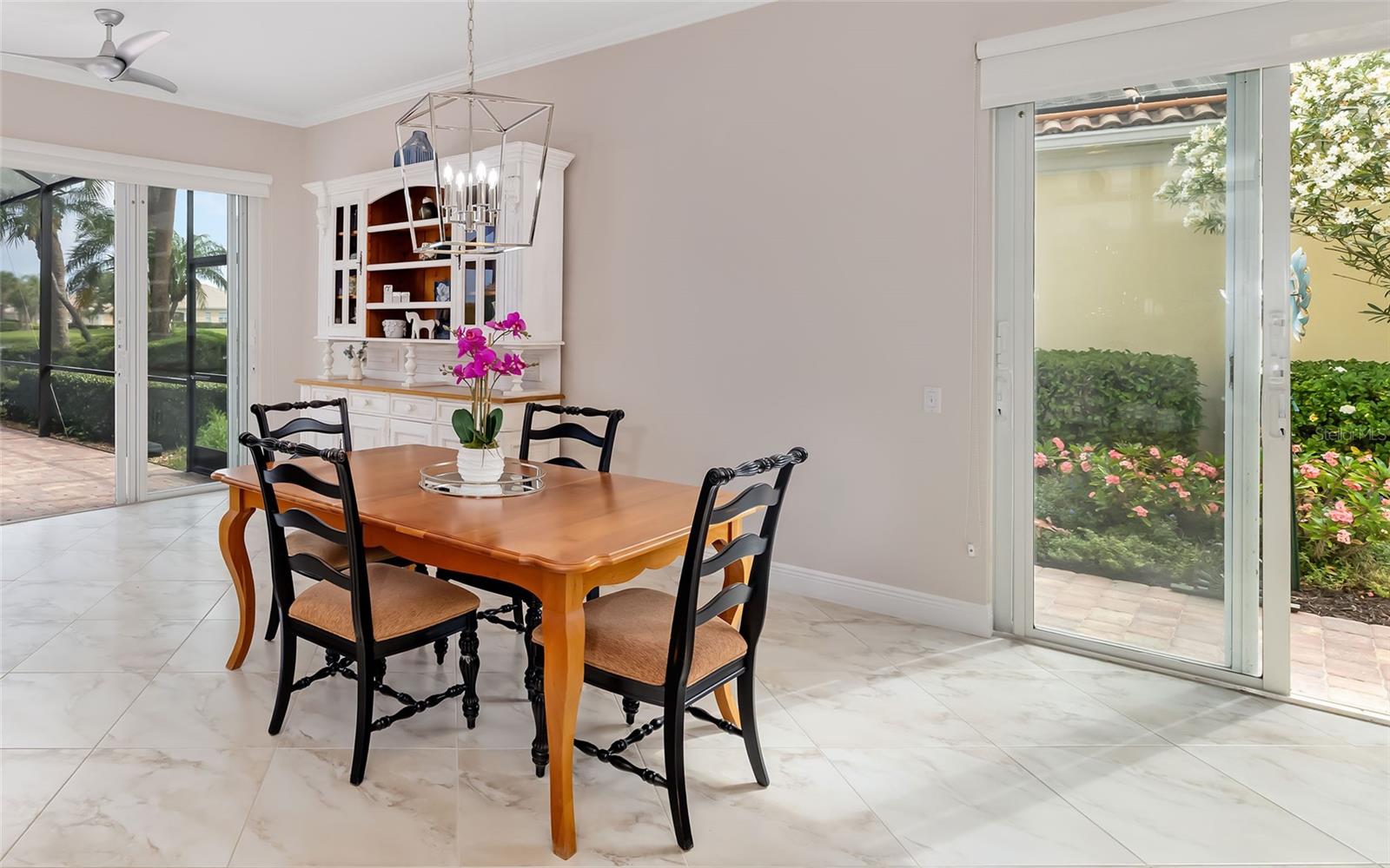 VILLAGEWALK - Residential