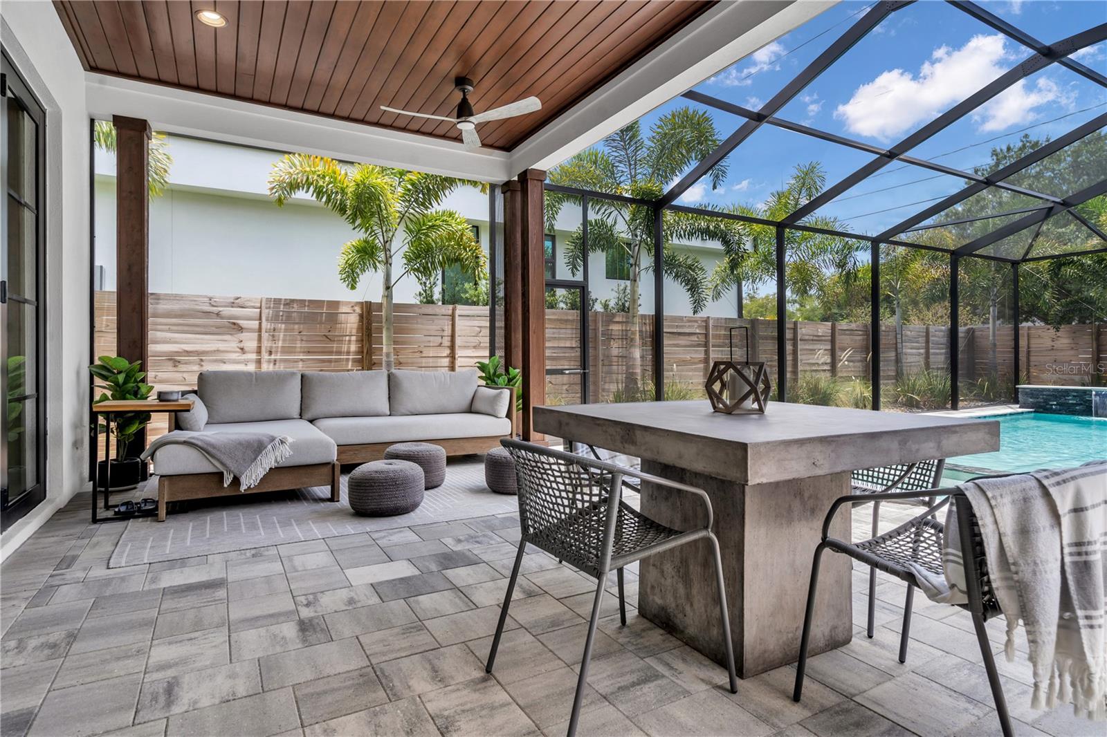 RIDGEWOOD PARK - Residential