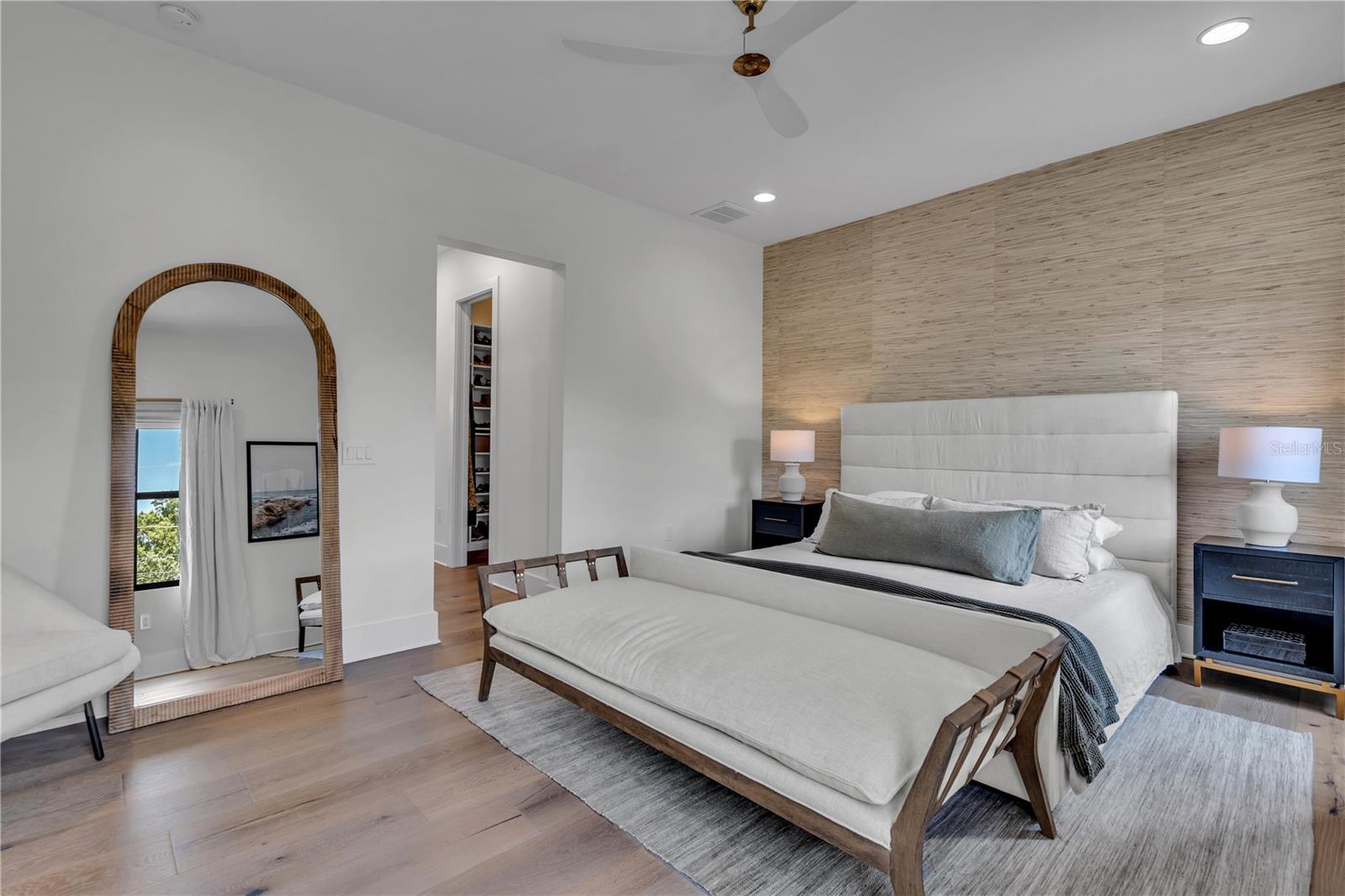 RIDGEWOOD PARK - Residential