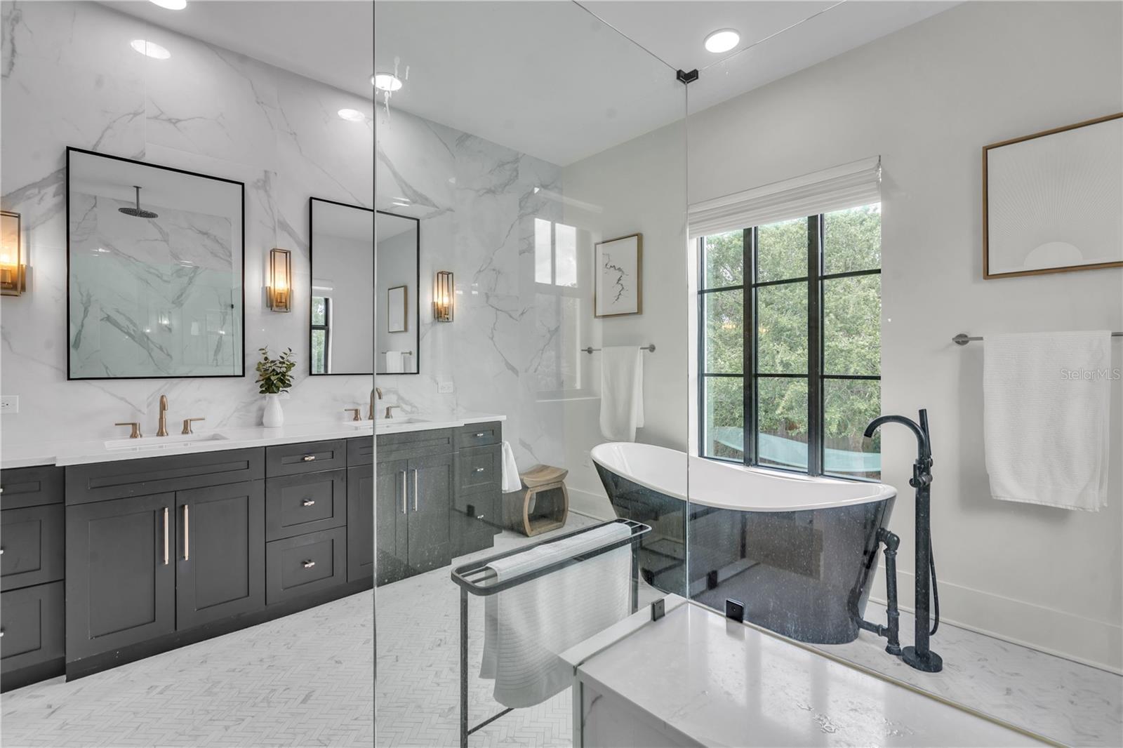 RIDGEWOOD PARK - Residential