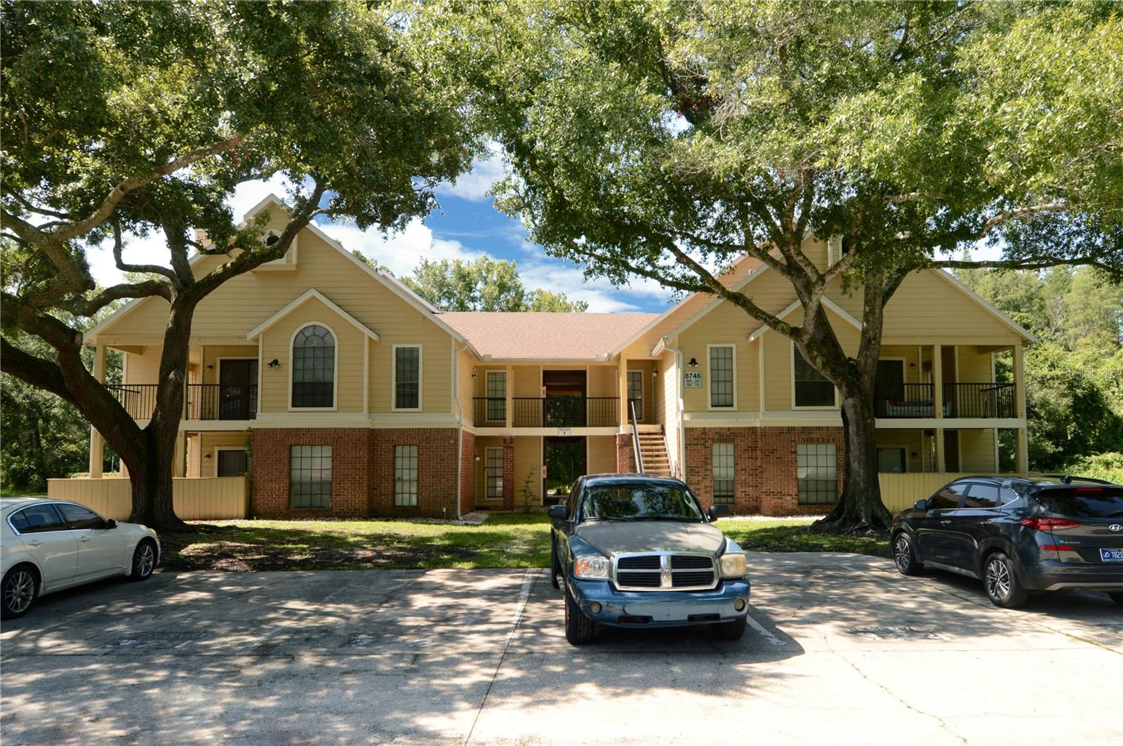 Welcome to Paradise! This gorgeous two bedroom and two-bathroom condo with white custom beveled kitchen Cabinets, tile backsplash, Quartz countertops, white appliances, full size washer/dryer, high & vaulted ceilings, large windows in every room, with wood floors throughout. A split floorplan both bedrooms have queen size beds and both bathrooms have custom white beveled vanity, quartz countertops with tub/shower and linen closet. This condo is located on the 2nd floor with wrap around covered balcony/storage room with a tennis court & trees/woods view. All furniture and housewares you can buy for $3,500.00. The Grand Reserve Condominiums in Tampa is a gated community with great amenities from a Clubhouse, resort style swimming Pool & Spa, cabanas, Fitness Center, lighted Tennis courts, gazebo and walking trails. You are just South of Carrollwood and steps away from the heart of Tampa's shopping, dining, arts & culture, Raymond J. Stadium, Veterans and 275, Downtown Tampa, Tampa International Airport and a short drive to the beautiful Gulf coast beaches and St. Petersburg.