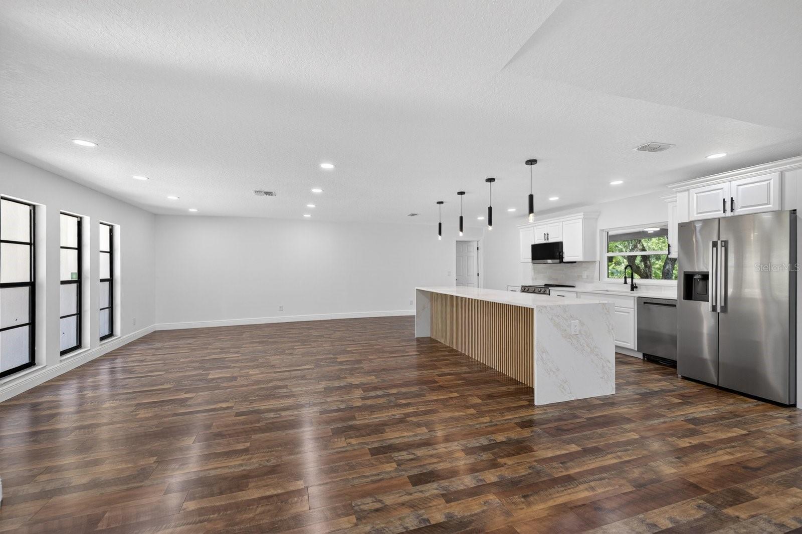 BAY WOODS-UNIT I - Residential