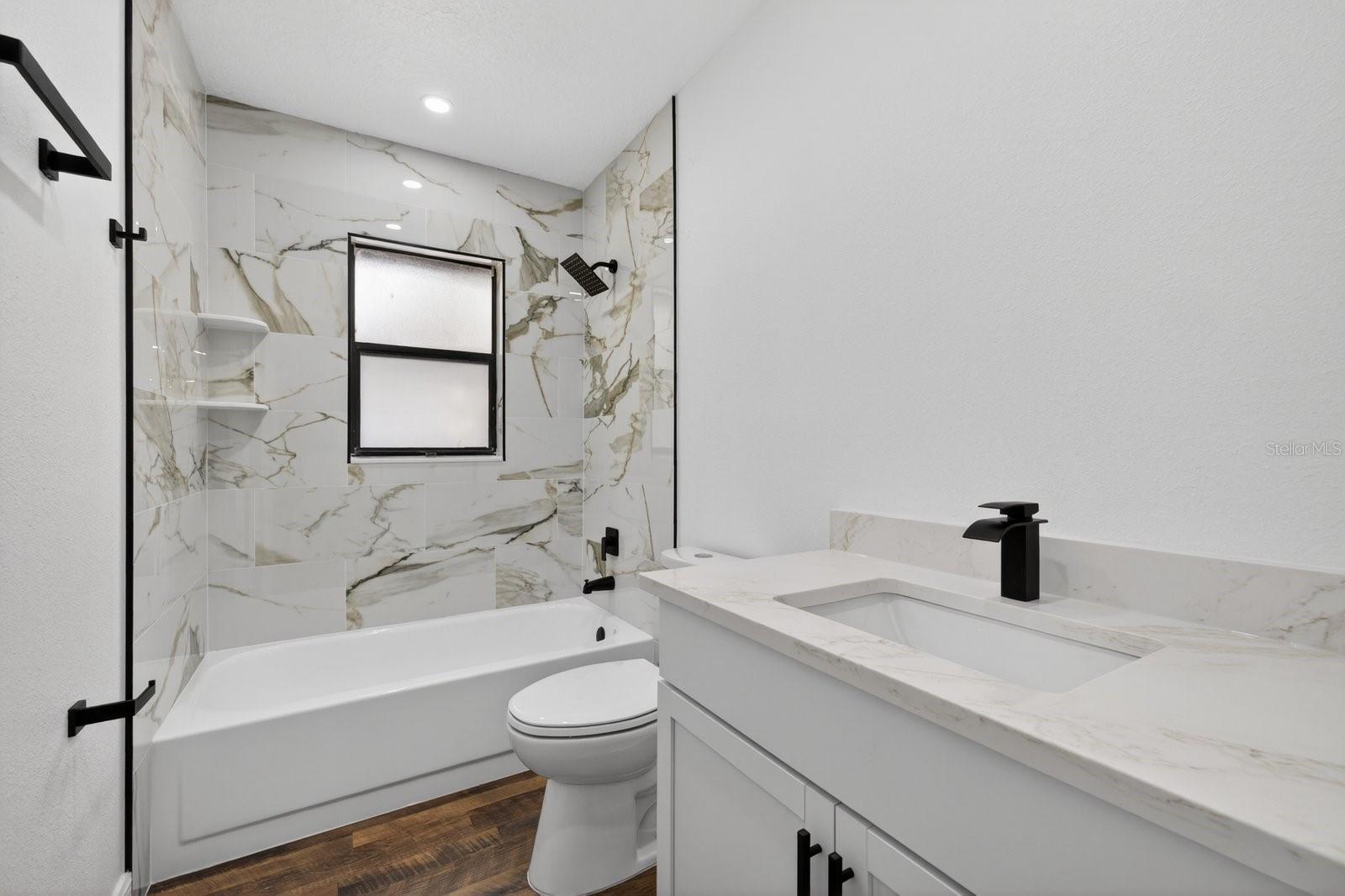 BAY WOODS-UNIT I - Residential