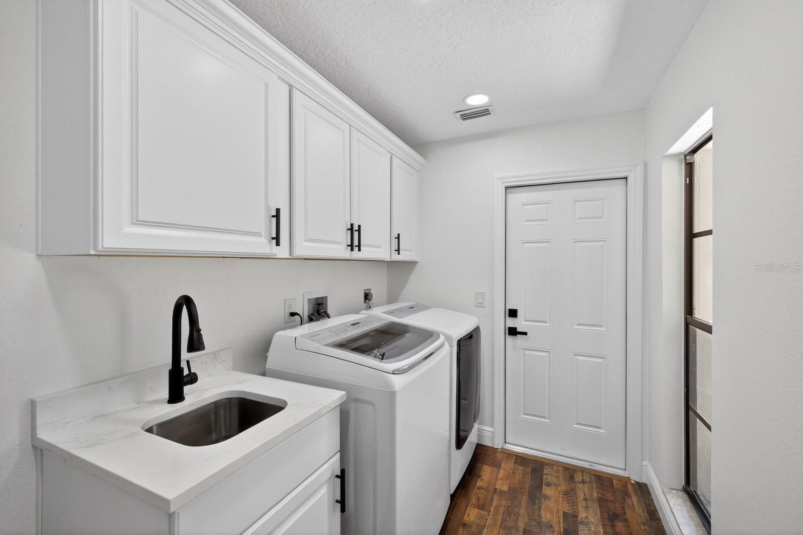 BAY WOODS-UNIT I - Residential