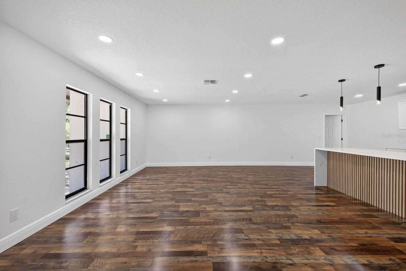 BAY WOODS-UNIT I - Residential