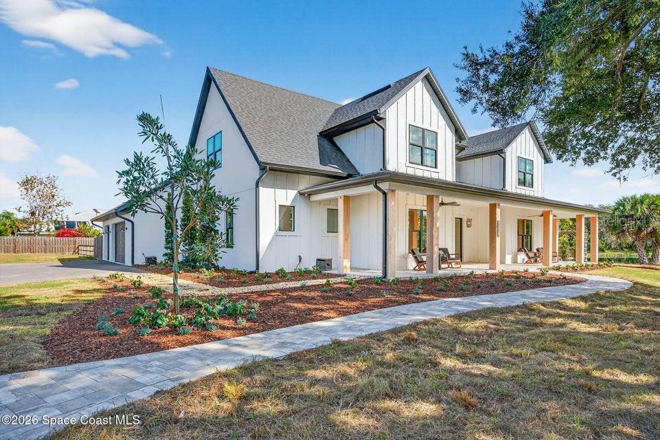 3334 N TROPICAL TRAIL