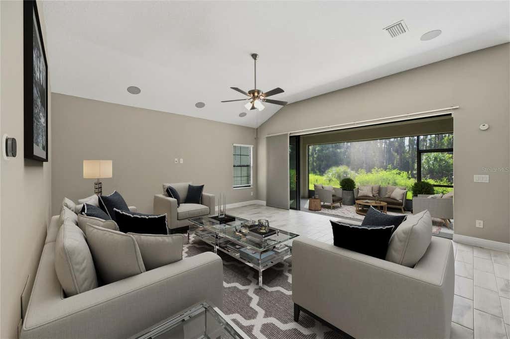 Photo of 14519 Woodland Spur Drive, Lithia, FL 33547 (MLS # TB8540028)