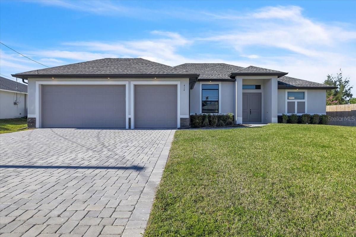CAPE CORAL - Residential