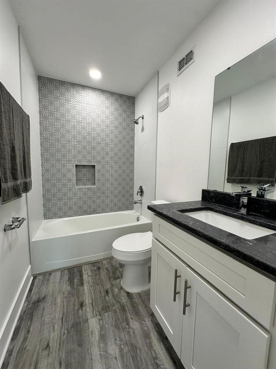 QUAIL HOLLOW/RIO PINAR - Residential Lease