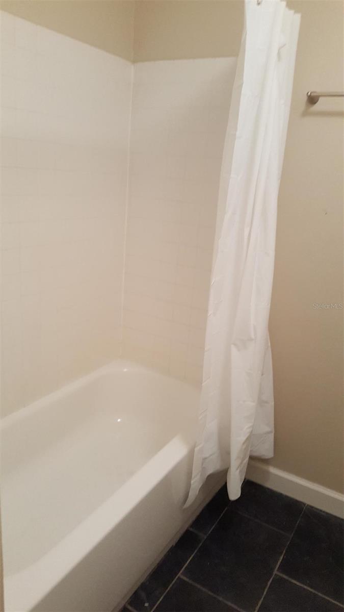 MIRIADA CONDO - Residential Lease