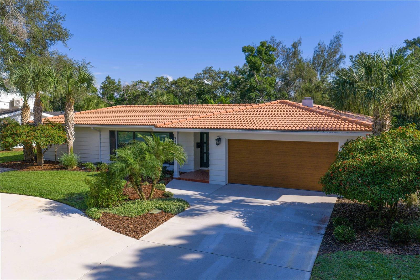 SNELL ISLES ESTATES - Residential