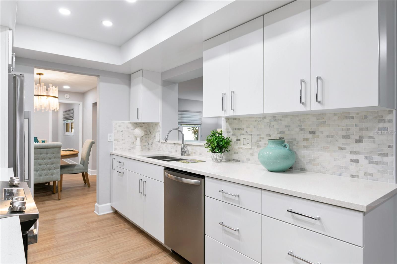 SNELL ISLES ESTATES - Residential