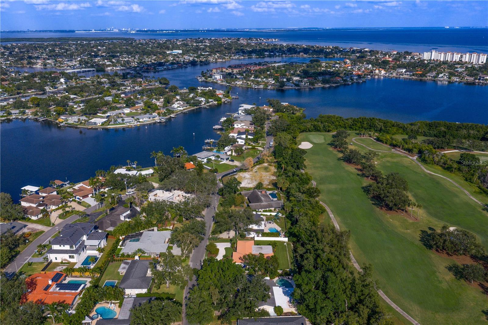 SNELL ISLES ESTATES - Residential