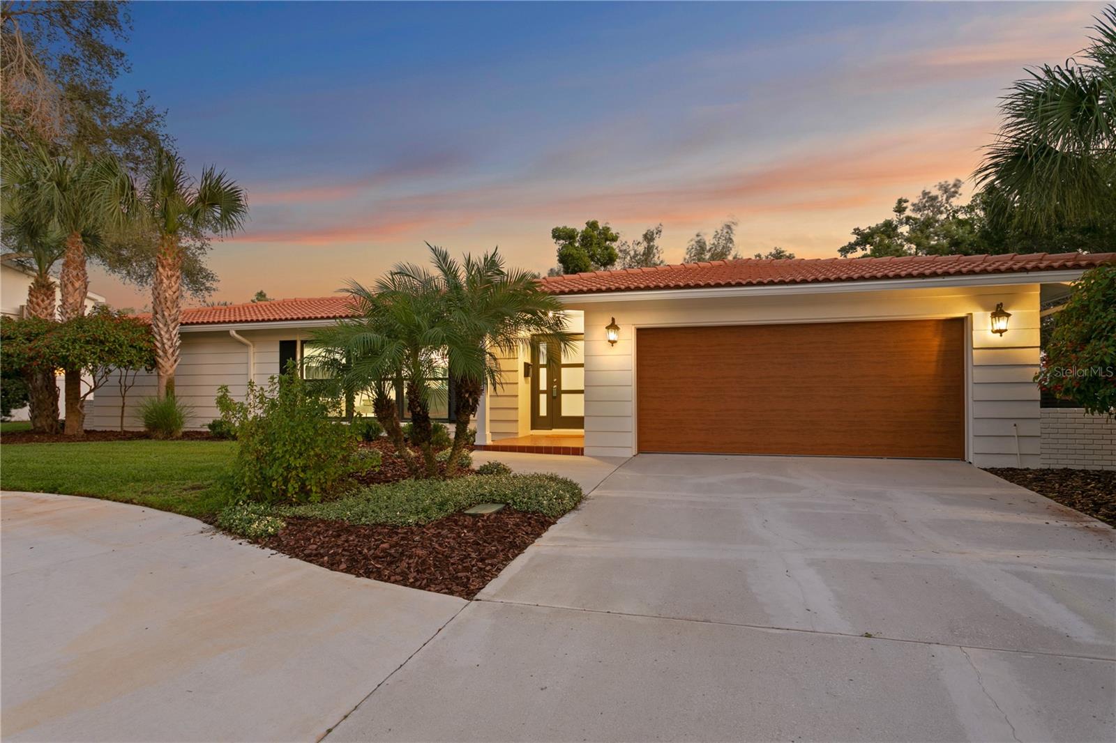 SNELL ISLES ESTATES - Residential