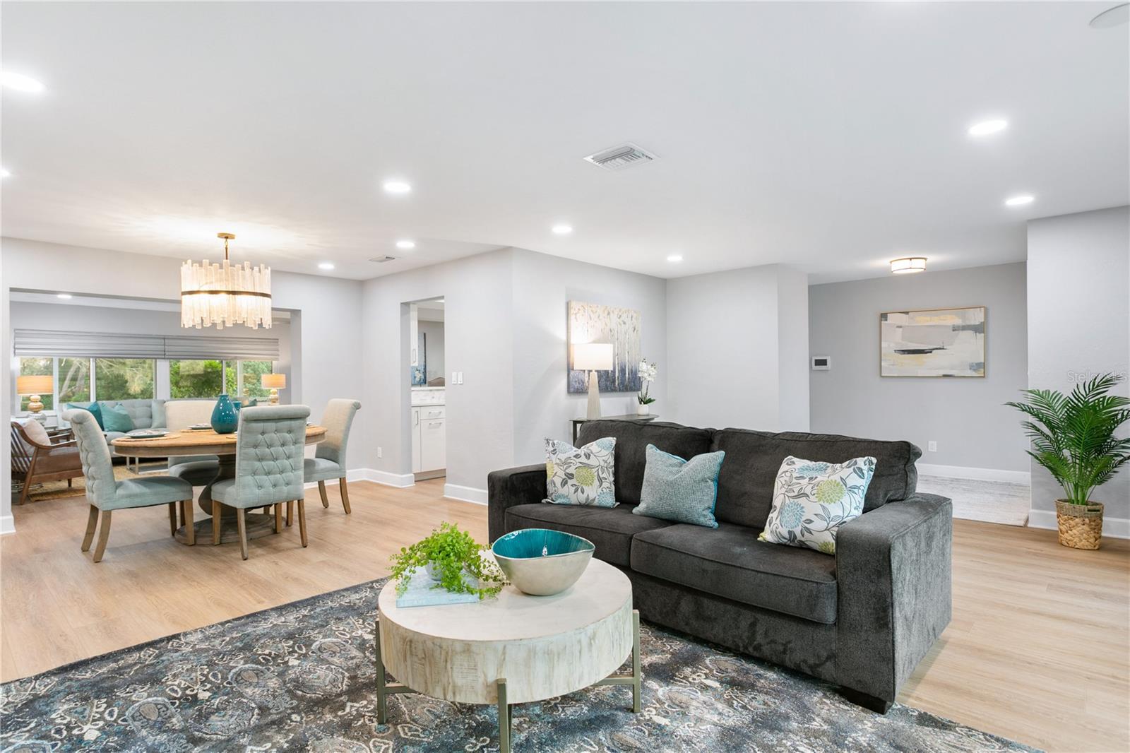 SNELL ISLES ESTATES - Residential