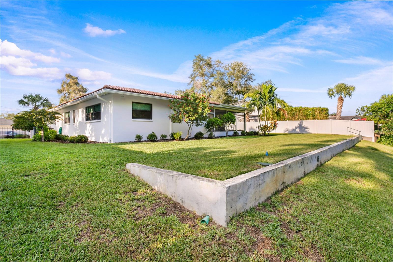 SNELL ISLES ESTATES - Residential