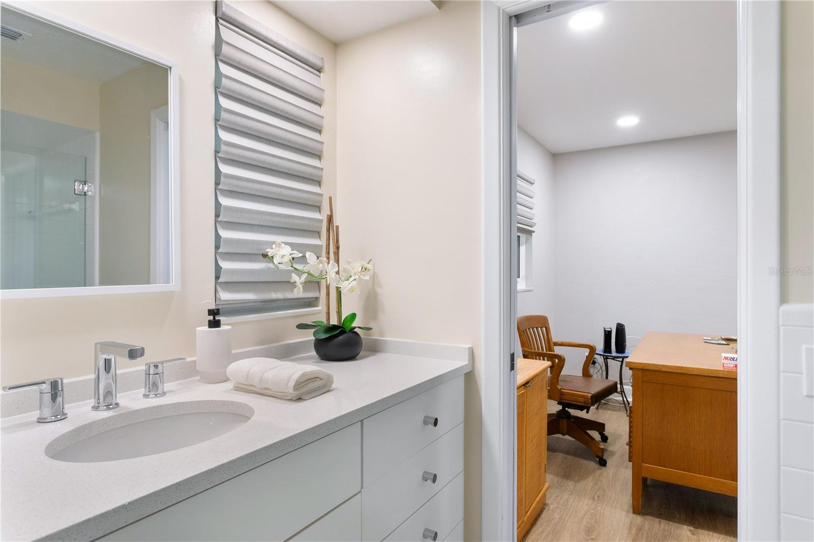 SNELL ISLES ESTATES - Residential