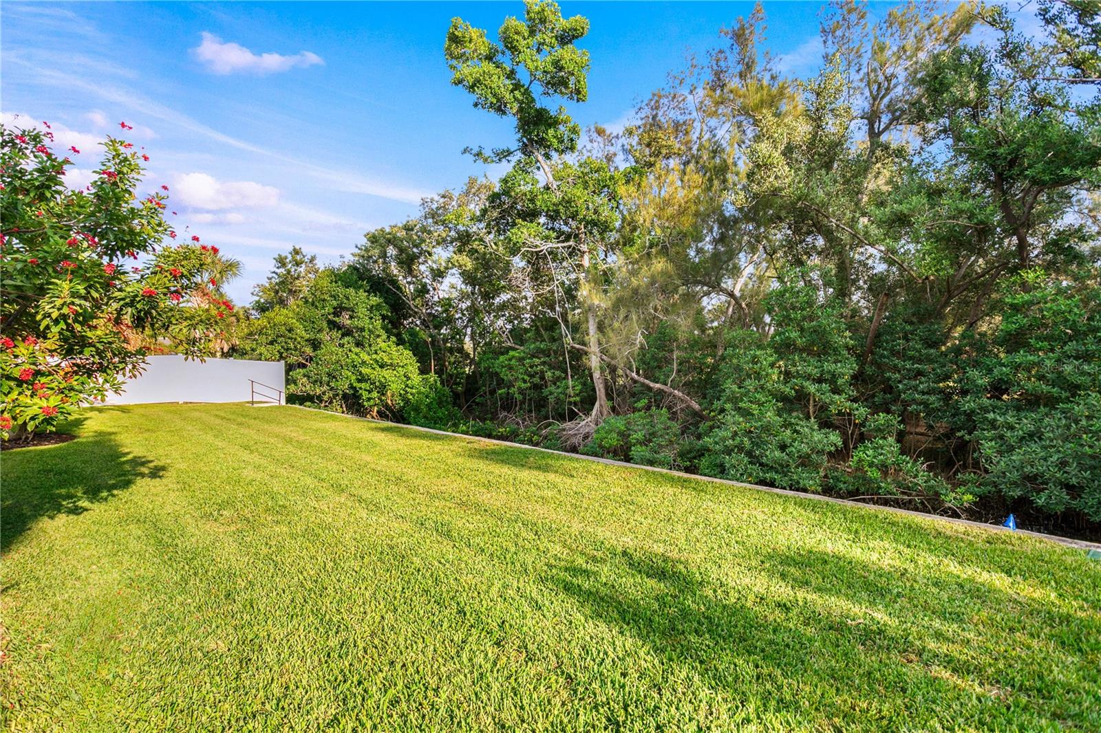 SNELL ISLES ESTATES - Residential