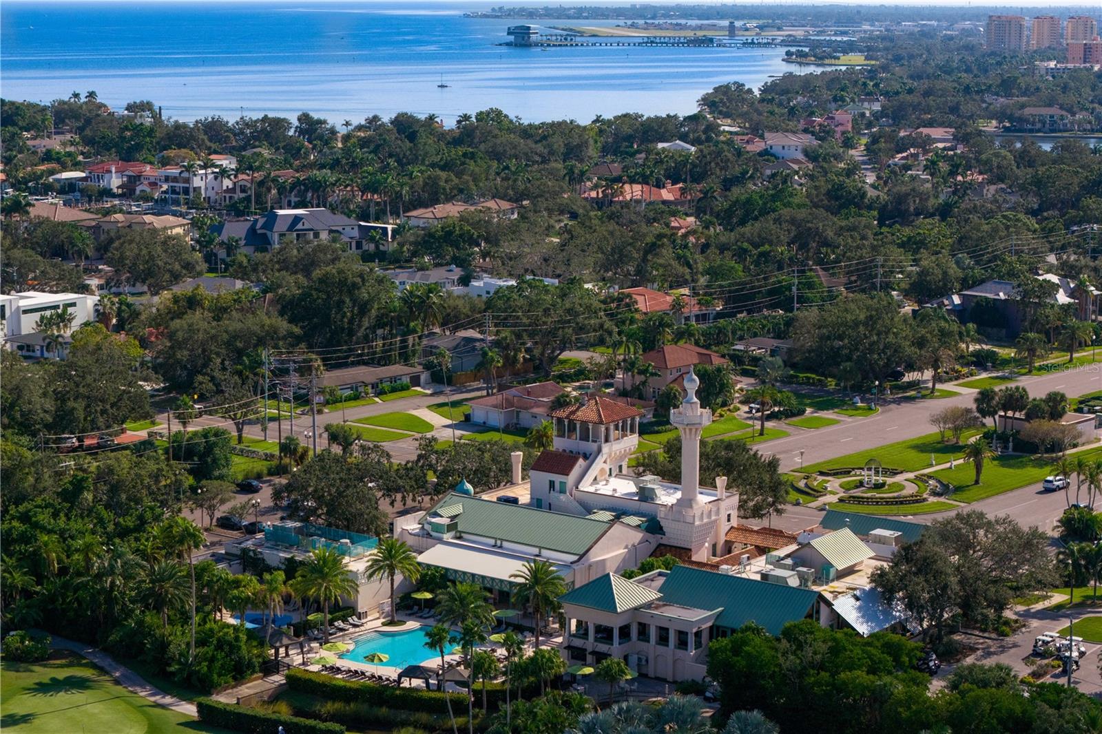 SNELL ISLES ESTATES - Residential