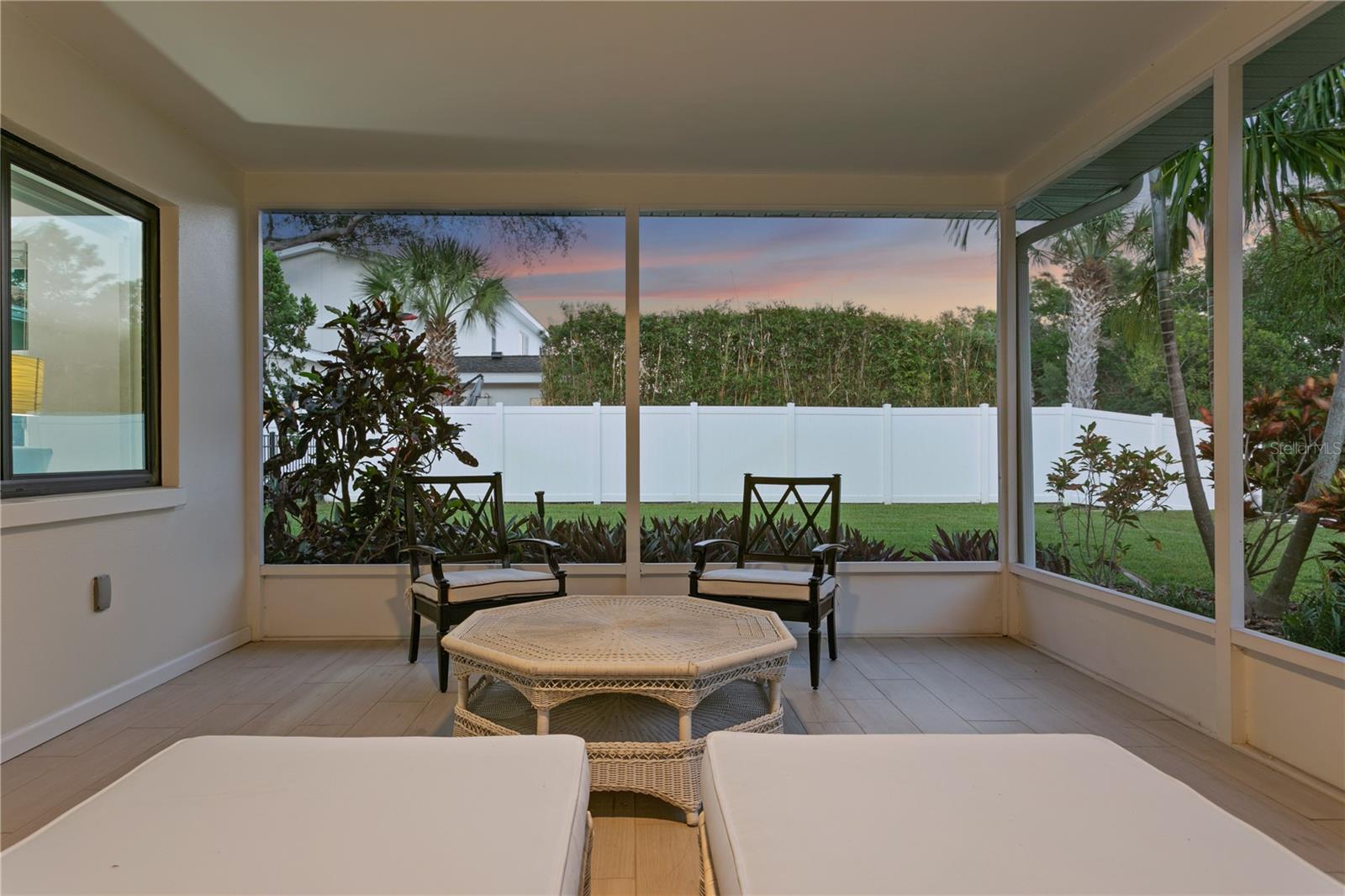 SNELL ISLES ESTATES - Residential