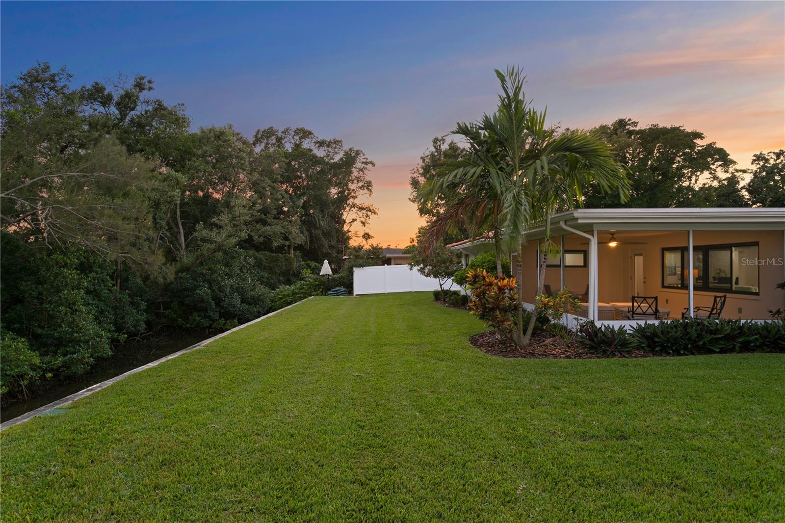 SNELL ISLES ESTATES - Residential