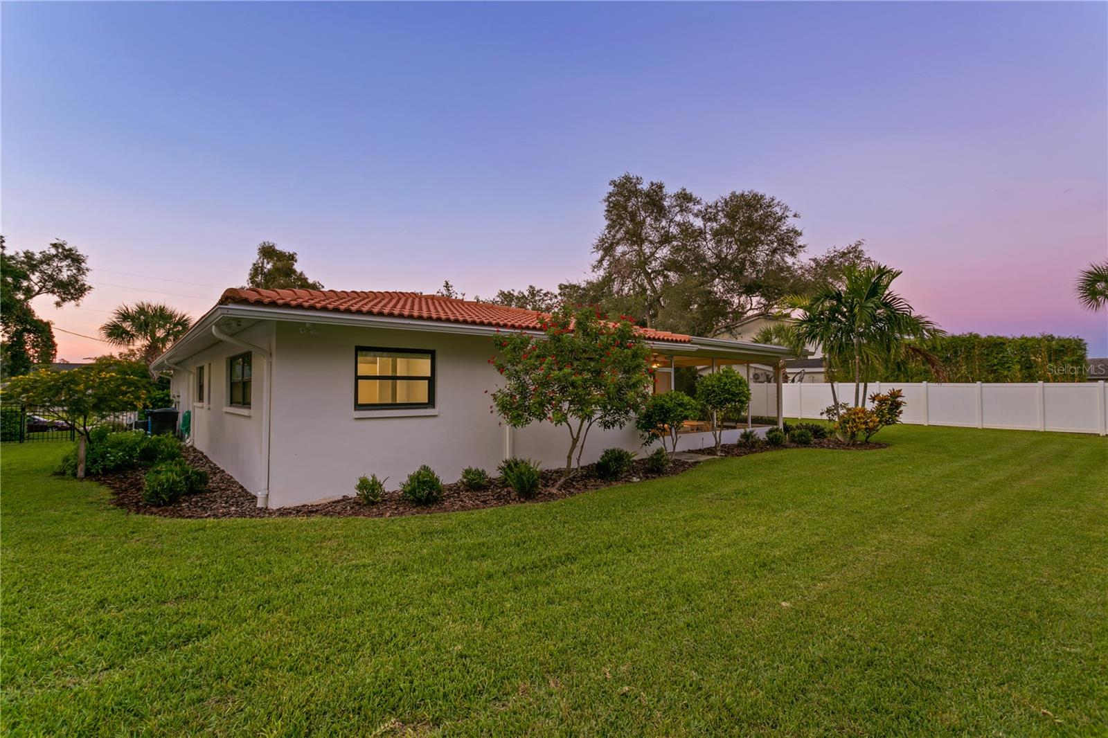 SNELL ISLES ESTATES - Residential