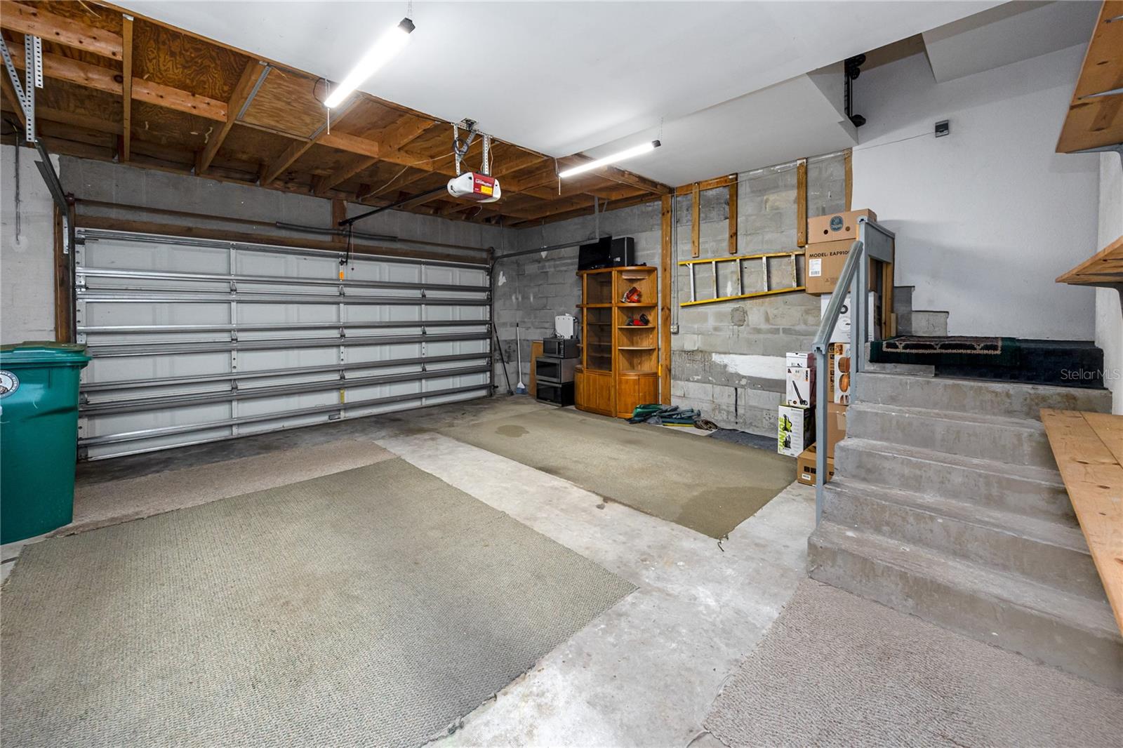 PINELLAS GROVES - Residential