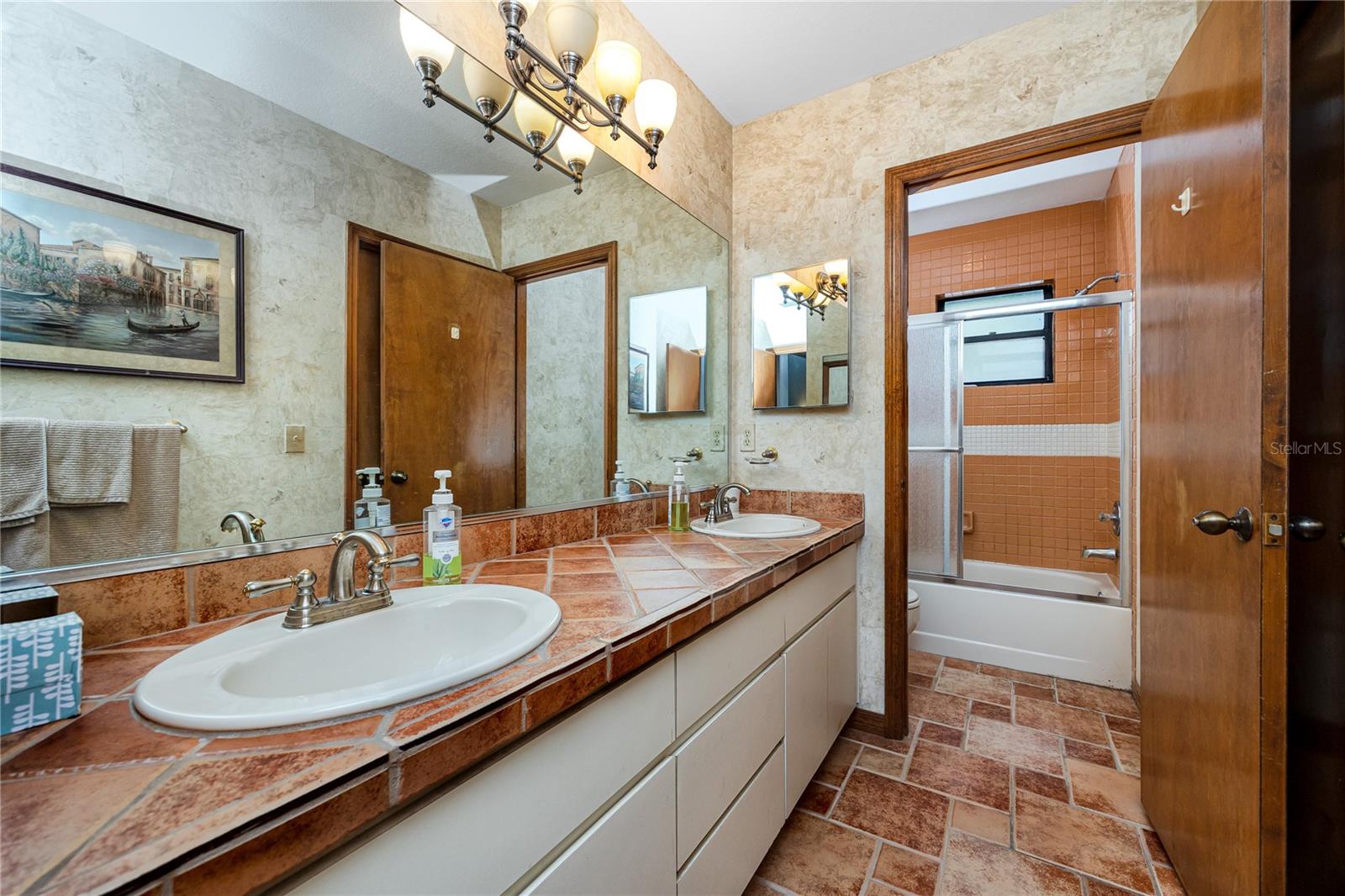 PINELLAS GROVES - Residential