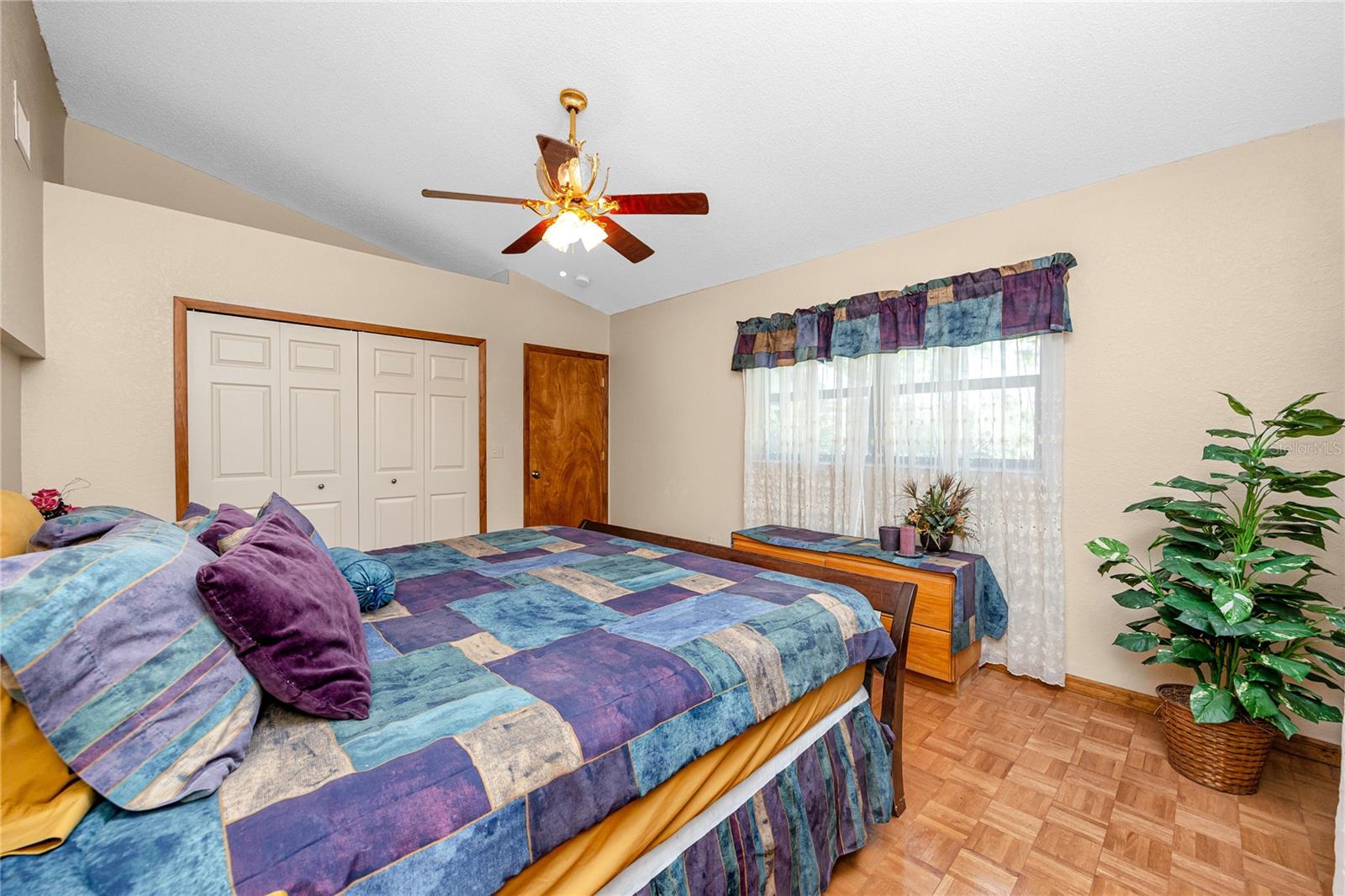 PINELLAS GROVES - Residential