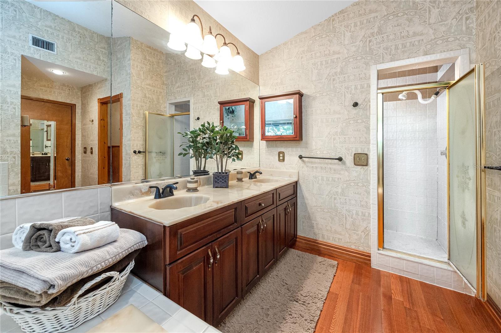 PINELLAS GROVES - Residential