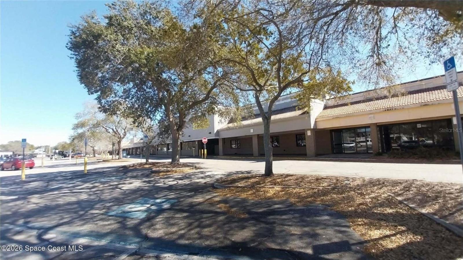 1881 KNOX MCRAE DRIVE 21