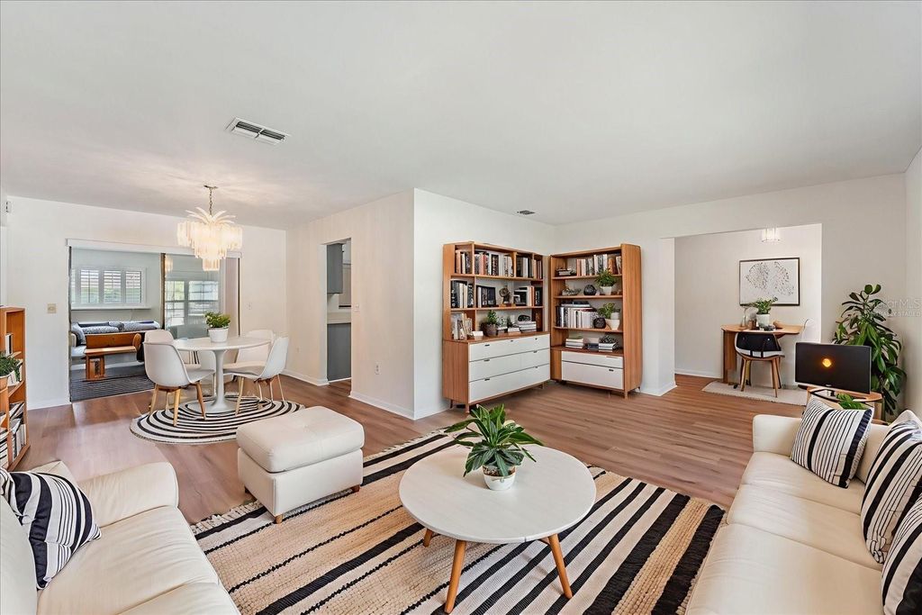 Photo of 2111 Groveglen Lane S, Lakeland, FL 33813 (MLS # TB8425739)