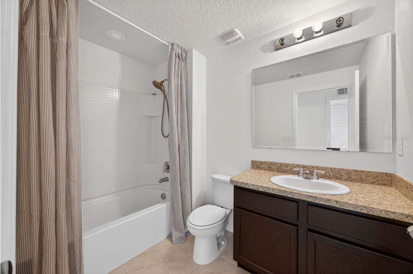 KINDRED PH 1E - Residential Lease