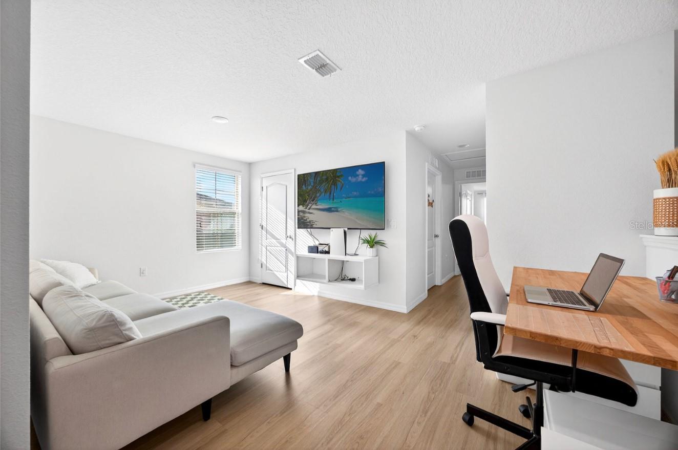 KINDRED PH 1E - Residential Lease