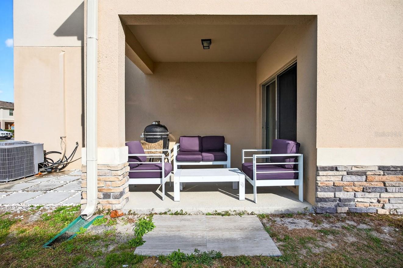 KINDRED PH 1E - Residential Lease